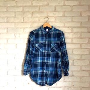 No Boundaries Plaid Button Up L